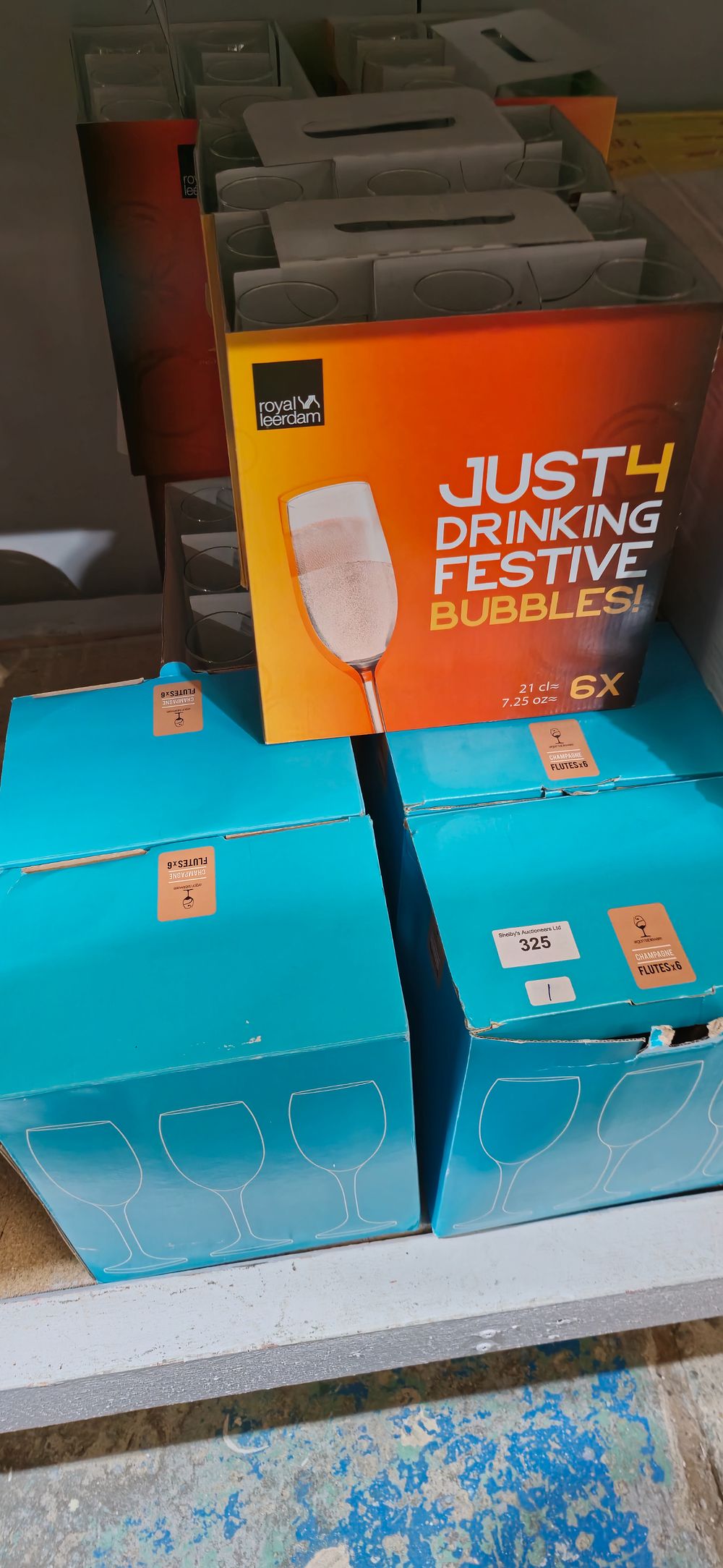 Lot 325: large amount of royal leerdam crystal champagne glasses in boxes