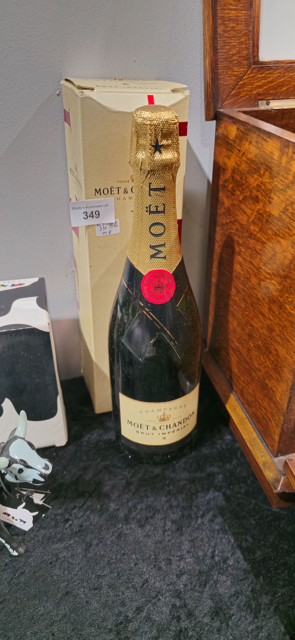 Lot 349: bottle of moet and chandon bruit imperial