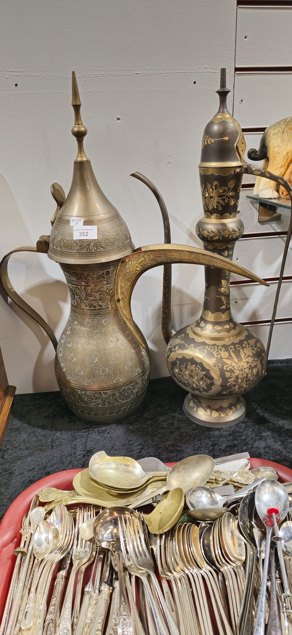 Lot 352: 2 x large reproduction indian tea and water pots