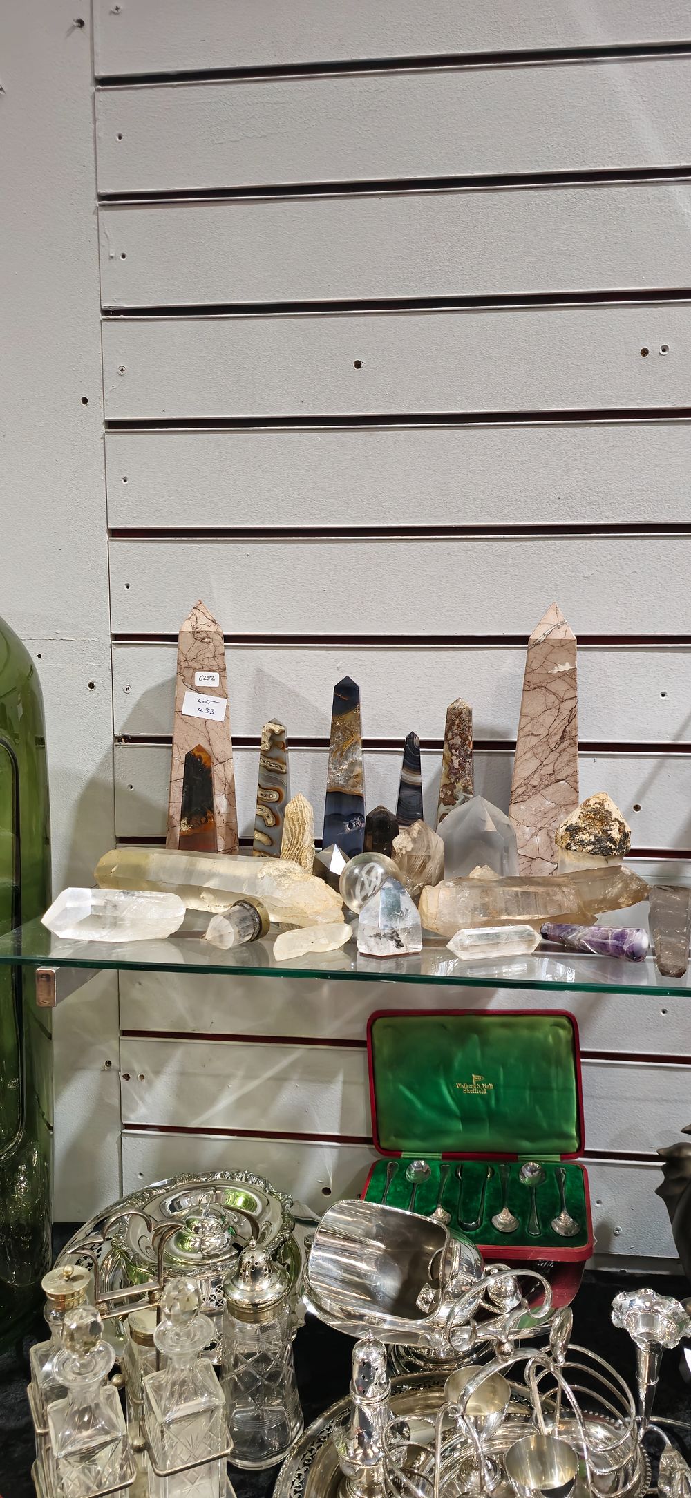 Lot 433: selection of various agate and jasper oblisks