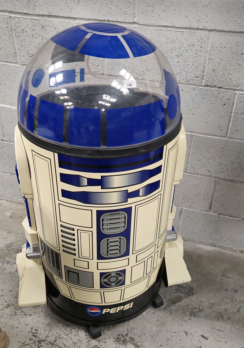 Lot 156: pepsi r2-d2 pepsi can and bottle cooler
