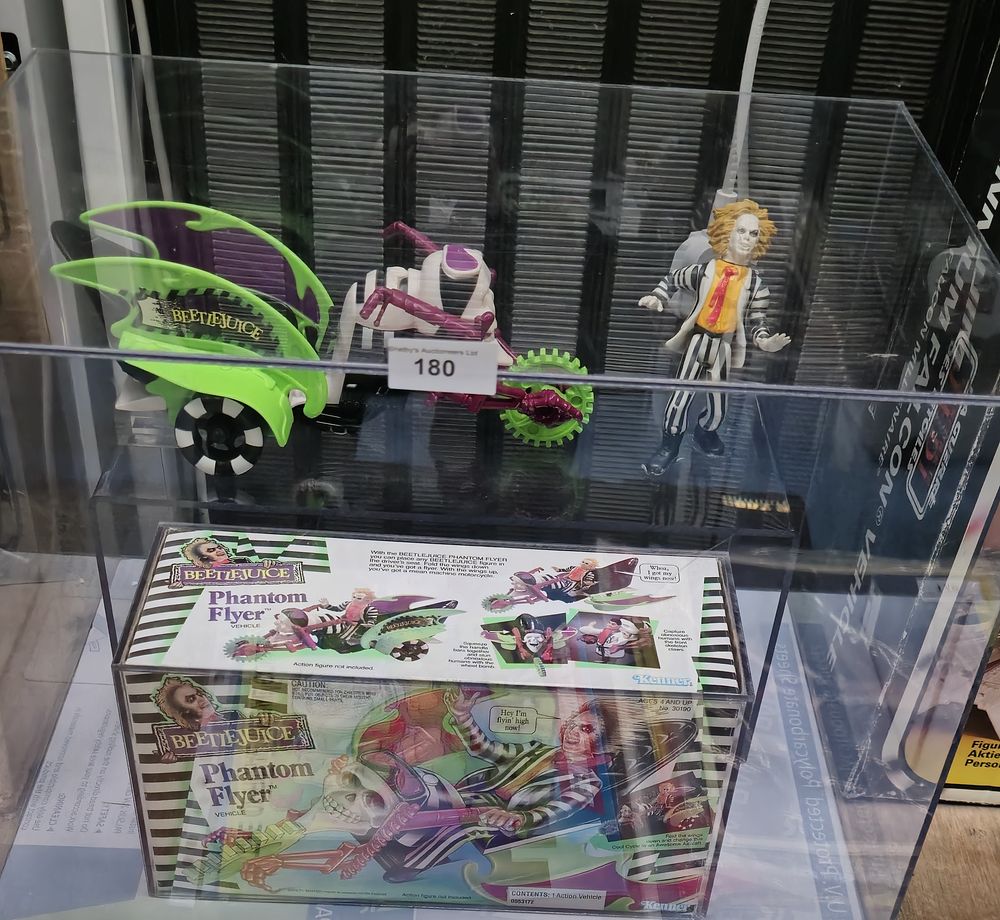 Lot 180: beetle juice phantom flyer vehicle complete in display case