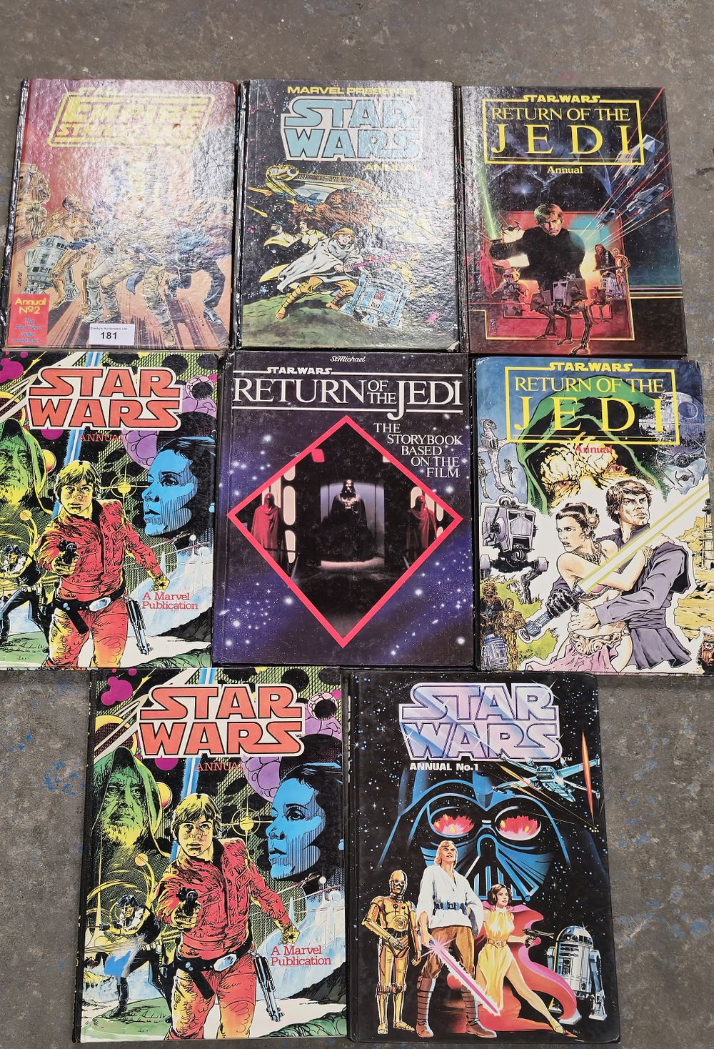 Lot 108: 8 x various vintage Star Wars books including...