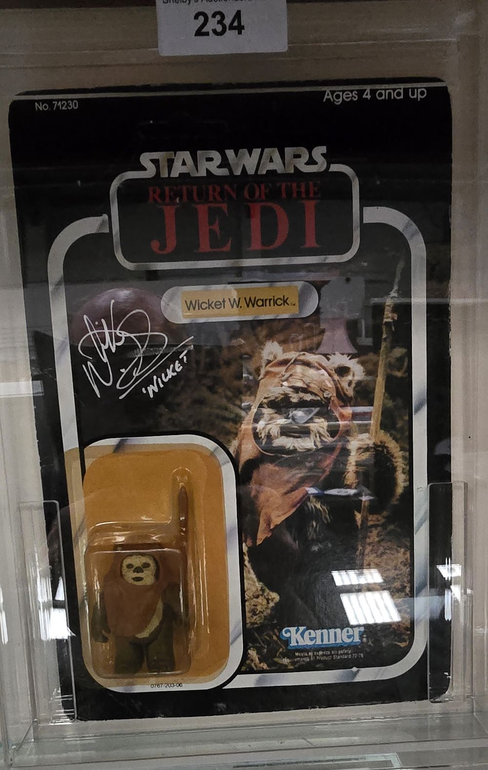 Lot 160: Star Wars return of the jedi wicket w...