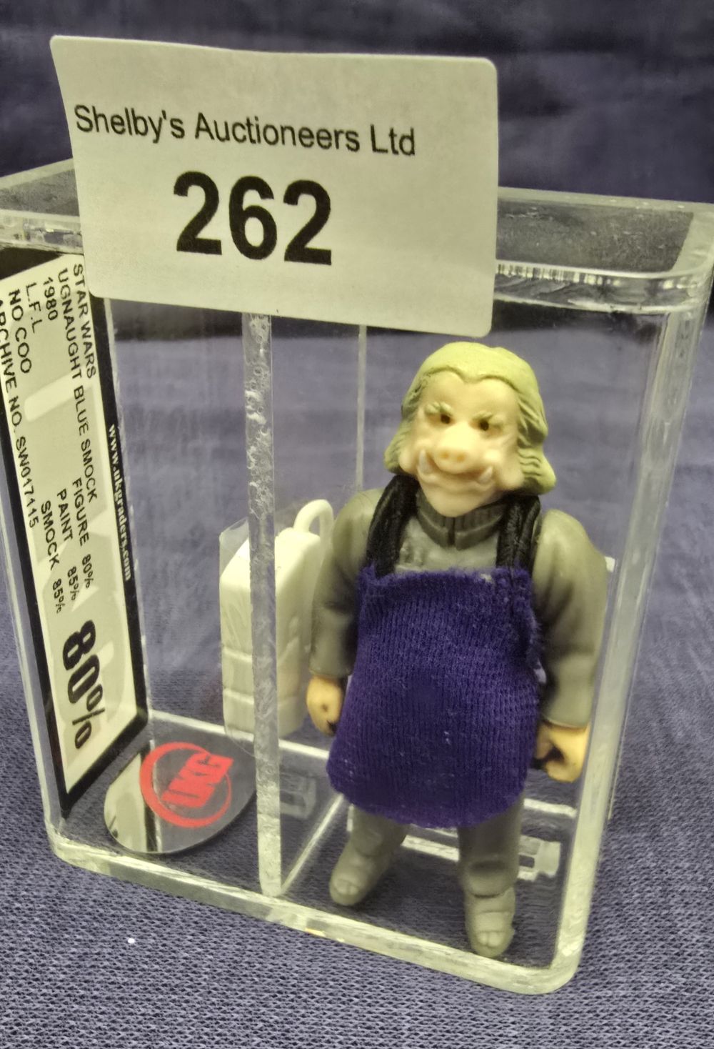 Lot 188: UKG Star Wars graded figure ugnaught blue smok...