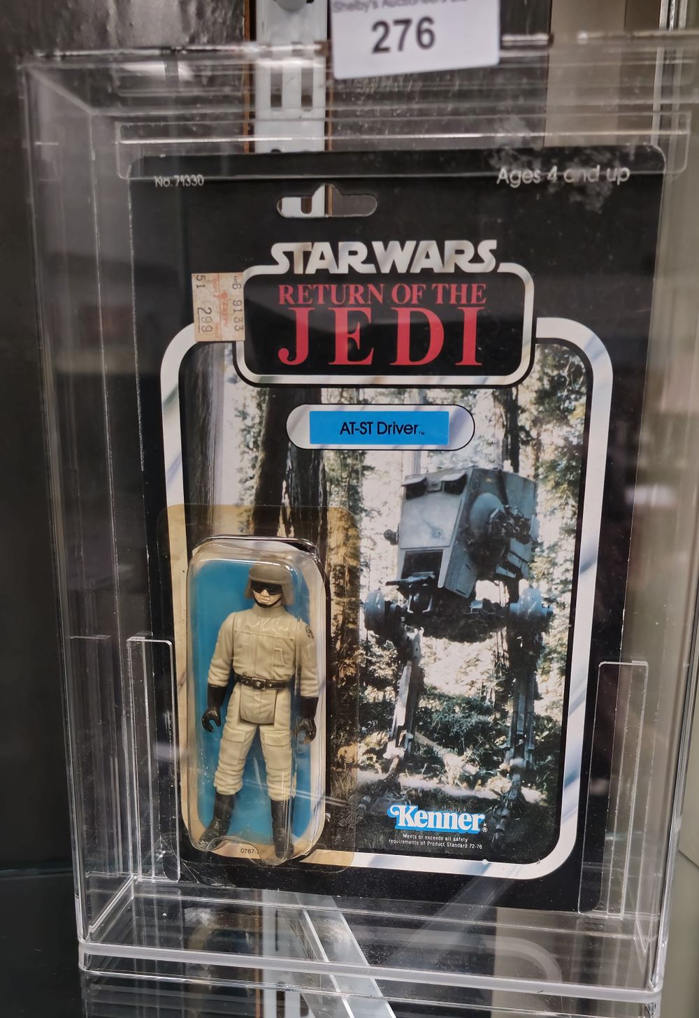 Lot 202: Star Wars return of the jedi carded figure...