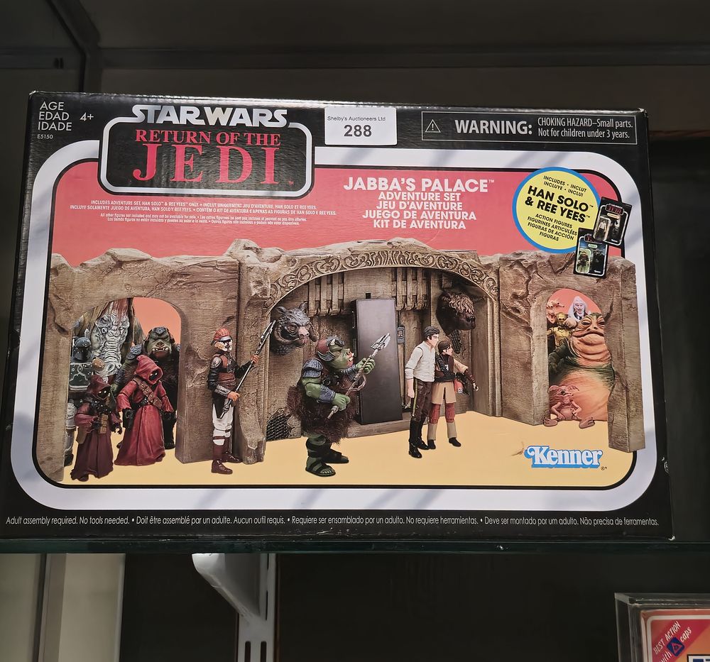 Lot 214: Star Wars return of the jedi boxed jabbas...