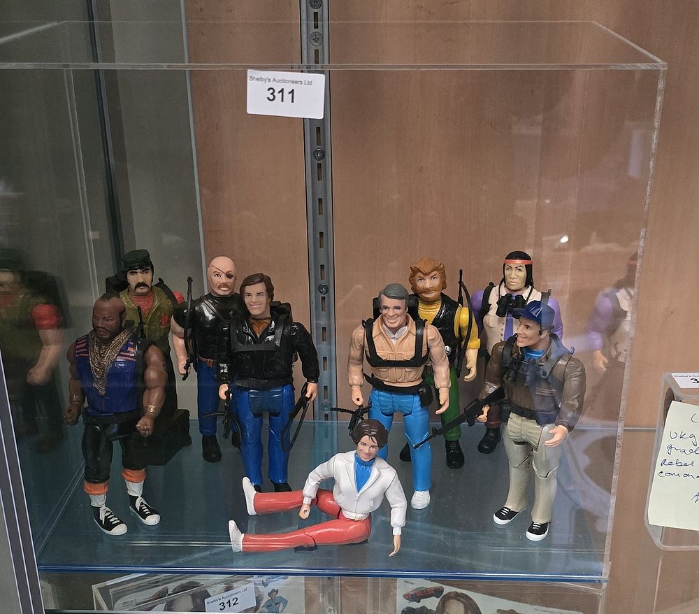 Lot 238: selection of various vintage a team figures in...