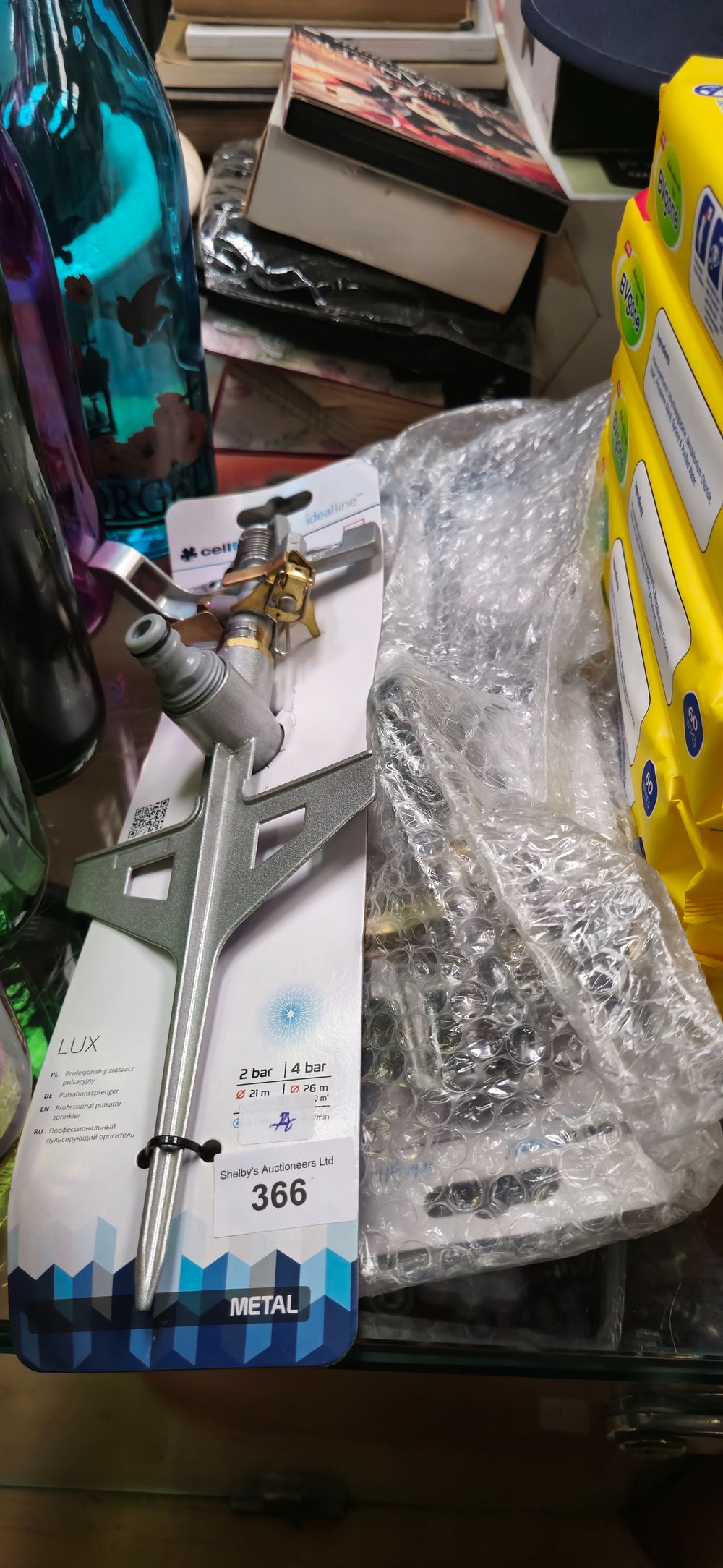 Lot 366: 2 new in package pulsator garden sprinklers