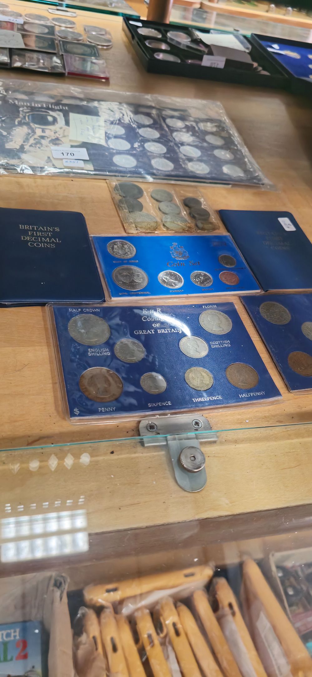 Lot 159: selection of british decimal coin sets with esso moon coin set etc