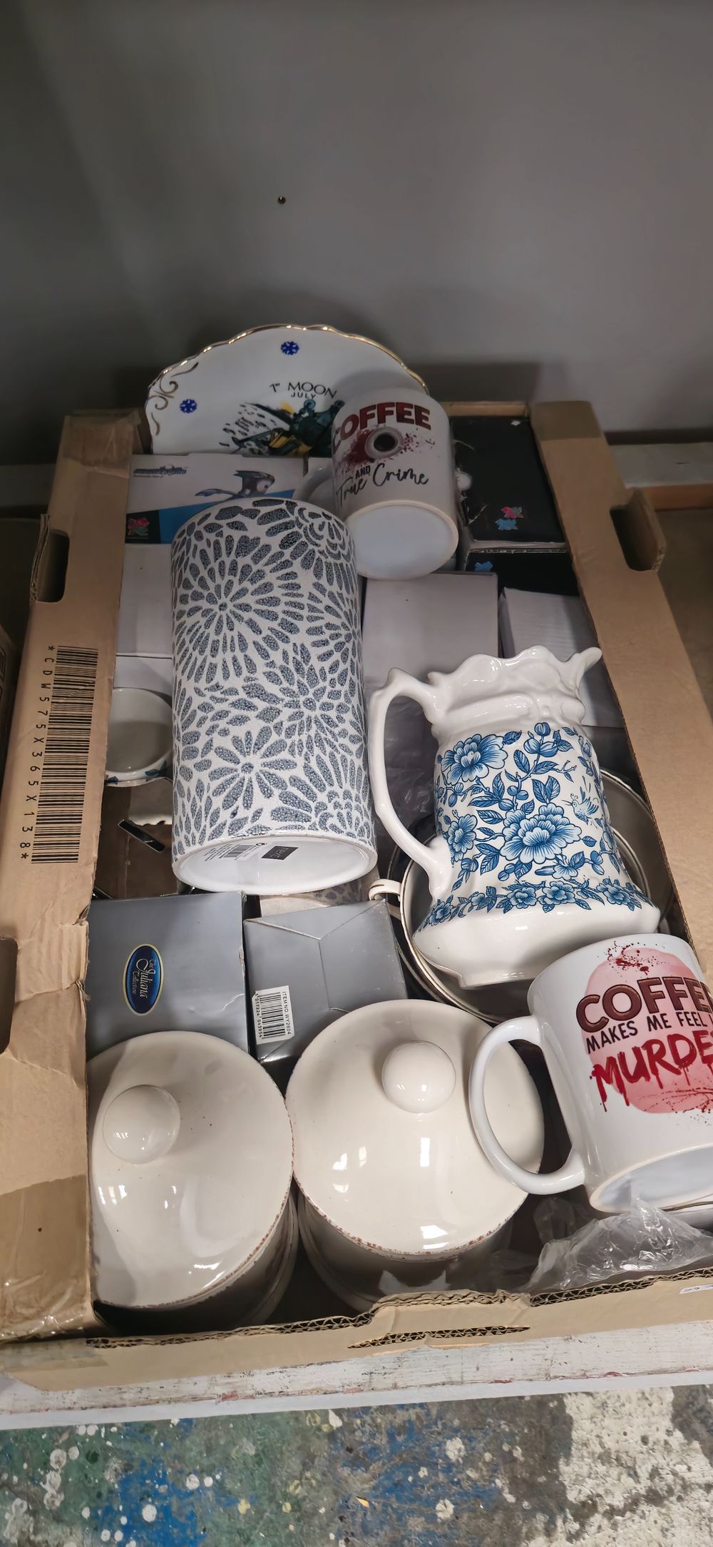 Lot 252: selection of various kitchen ware items cups tea coffee sugar some items are new
