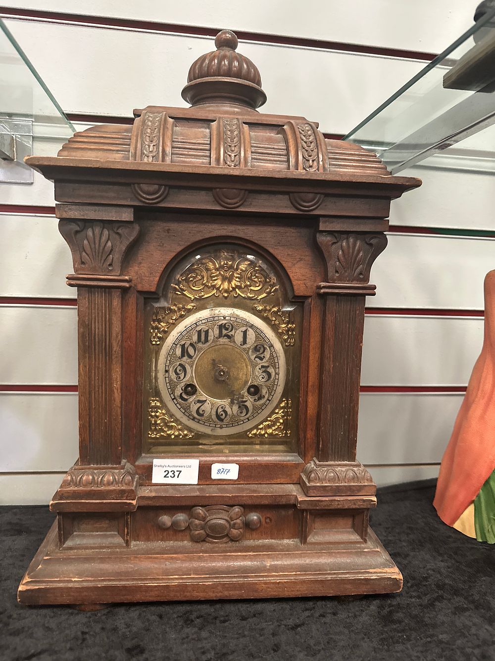 Lot 237: Victorian 8 day oak bracket clock