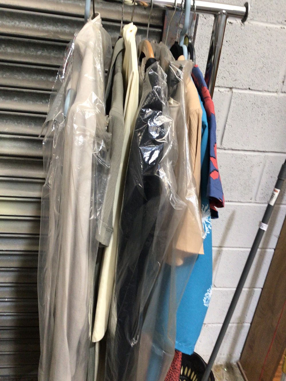 Lot 174: Selection of various ladies clothing items mainly size...