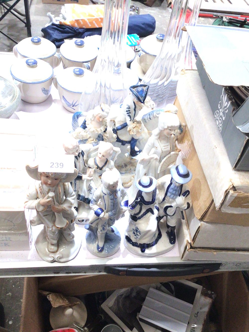 Lot 239: Selection of various figurines