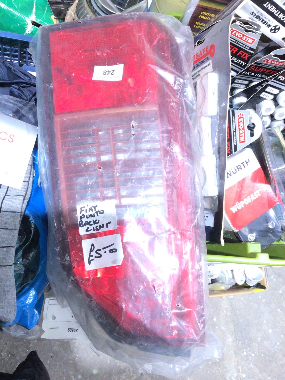 Lot 248: Fiat punto rear passenger back light cluster