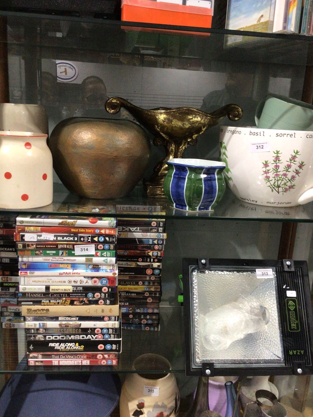 Lot 312: Selection of various pottery ware items