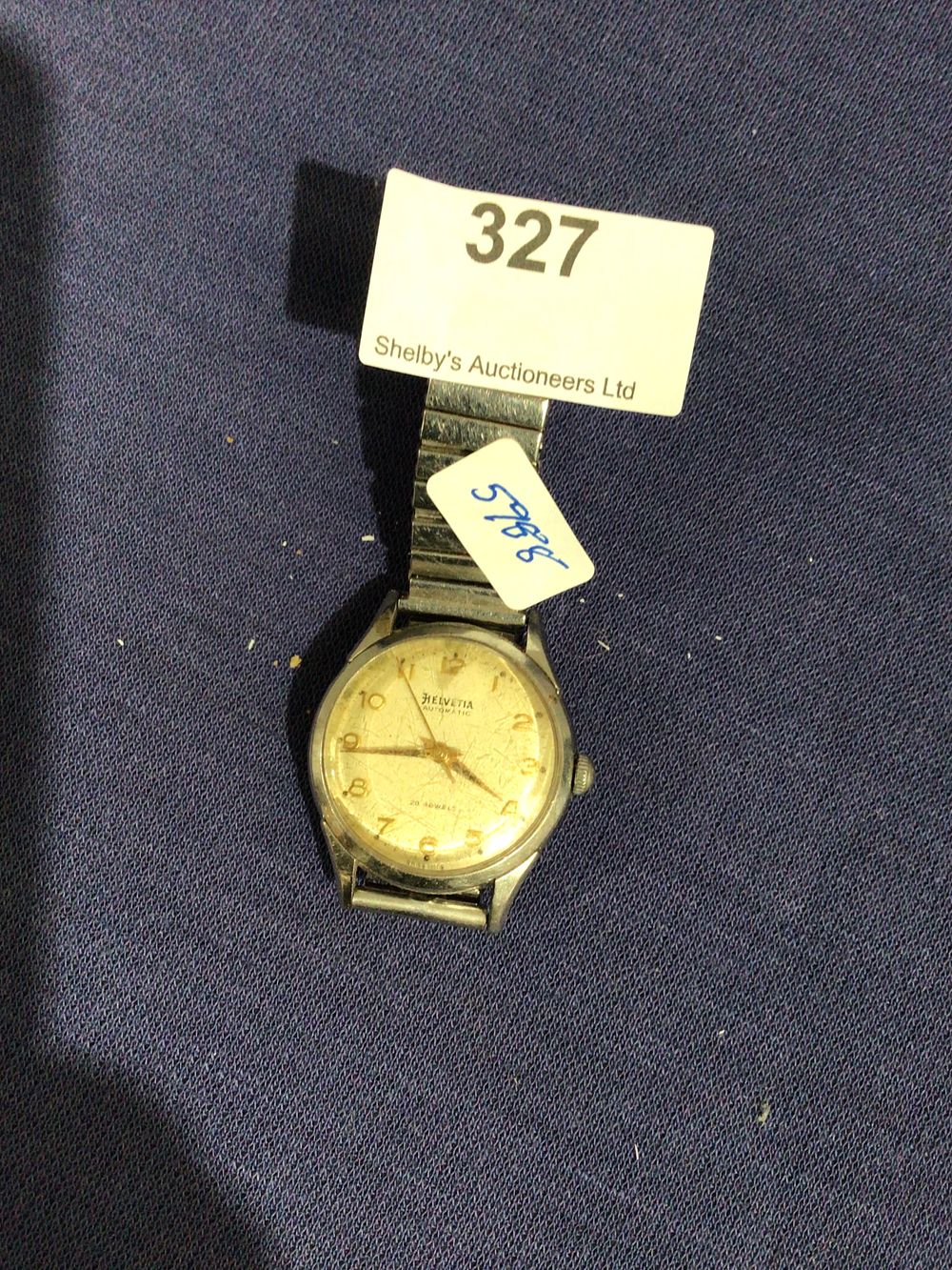 Lot 327: Helvita automatic wrist watch
