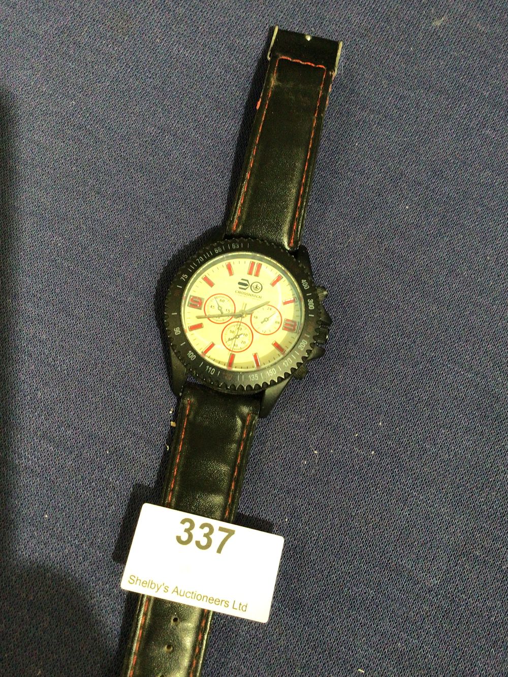 Lot 337: Crosshatch gents wrist watch