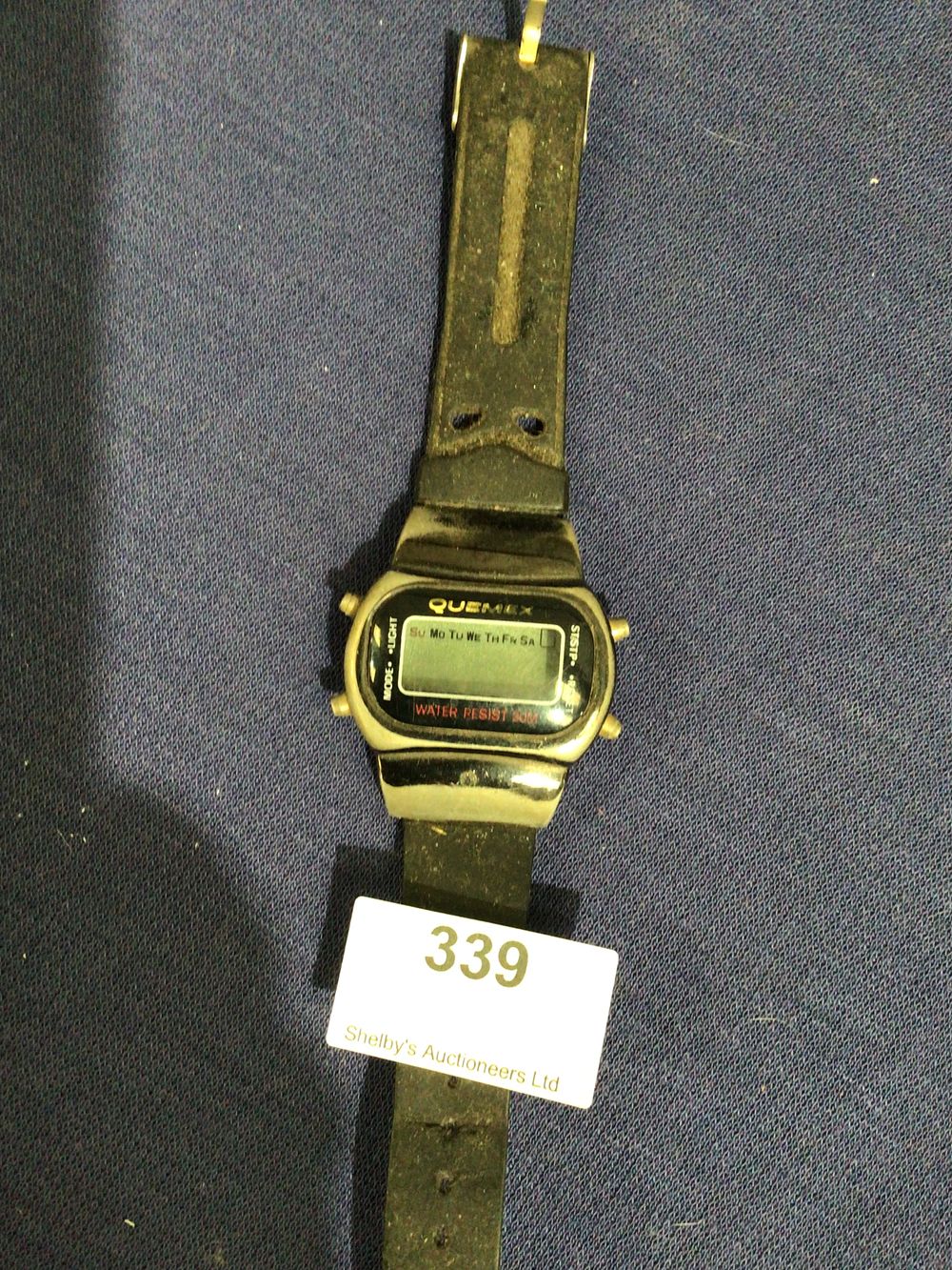 Lot 339: Quemex water resistant vintage watch