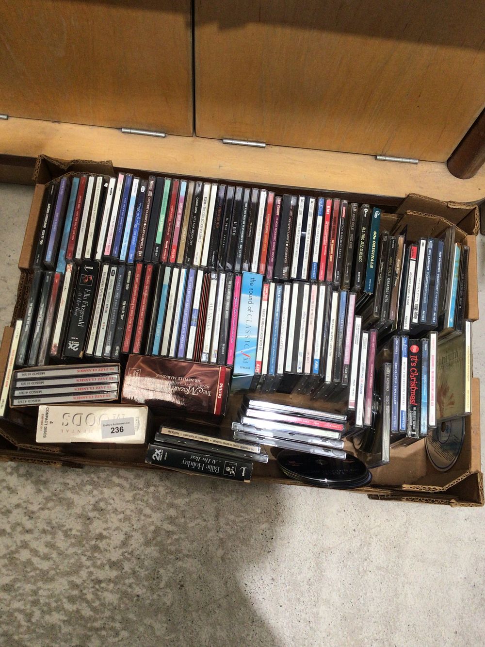 Lot 352: Box containing various music cds