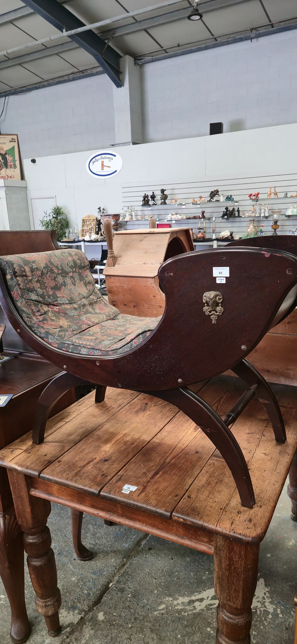 Lot 65: 1960s upholstered telephone seat