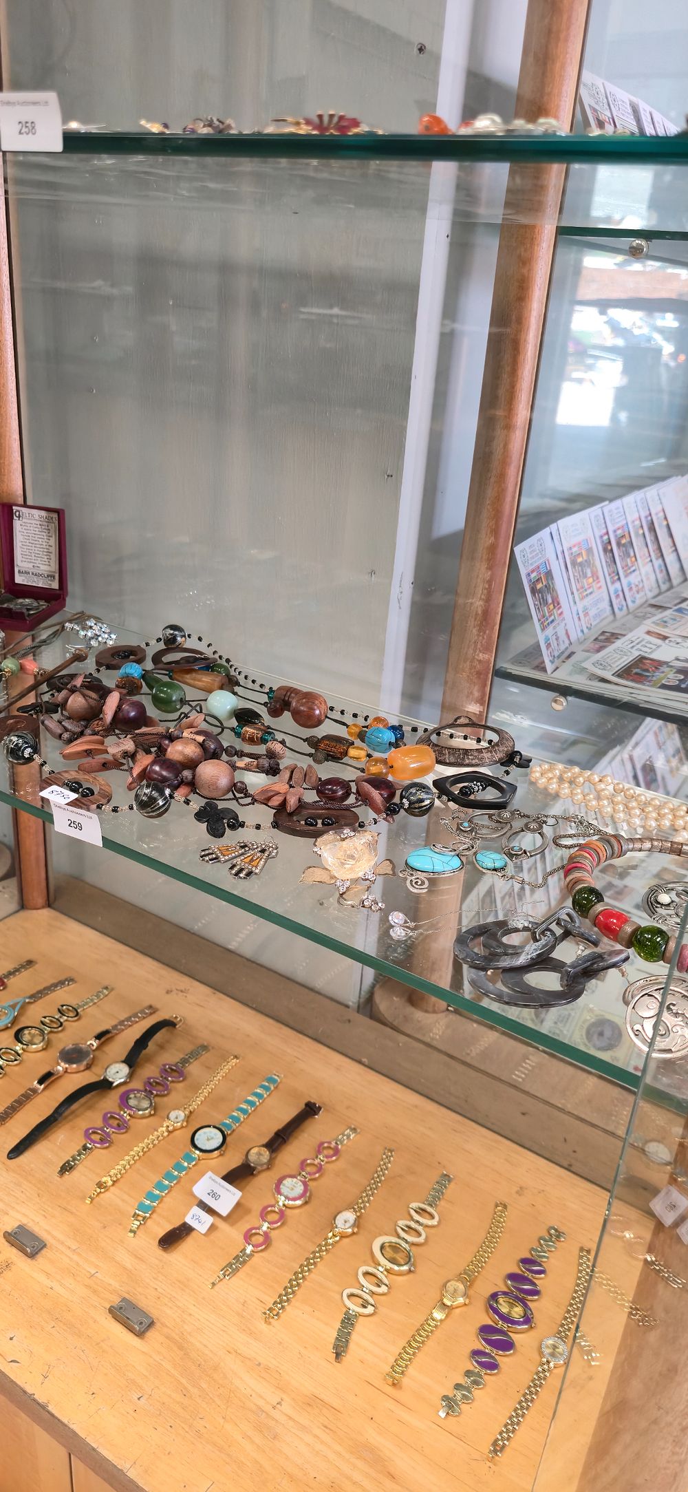 Lot 259: Selection of various costume jewellery, where items, including...
