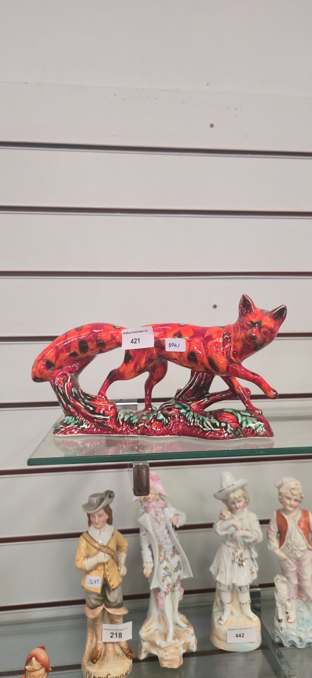 Lot 421: Anita Harris, hand-painted fox, figurine, signed in gold...