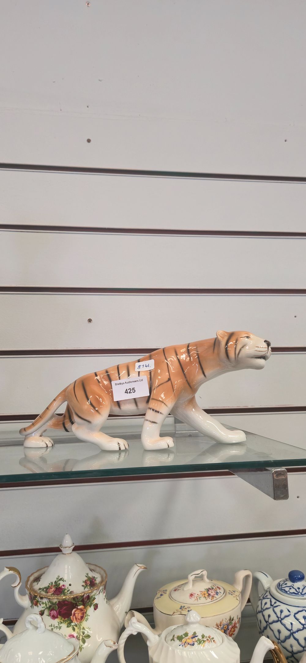 Lot 425: Royal dux, tiger figurine pink triangle