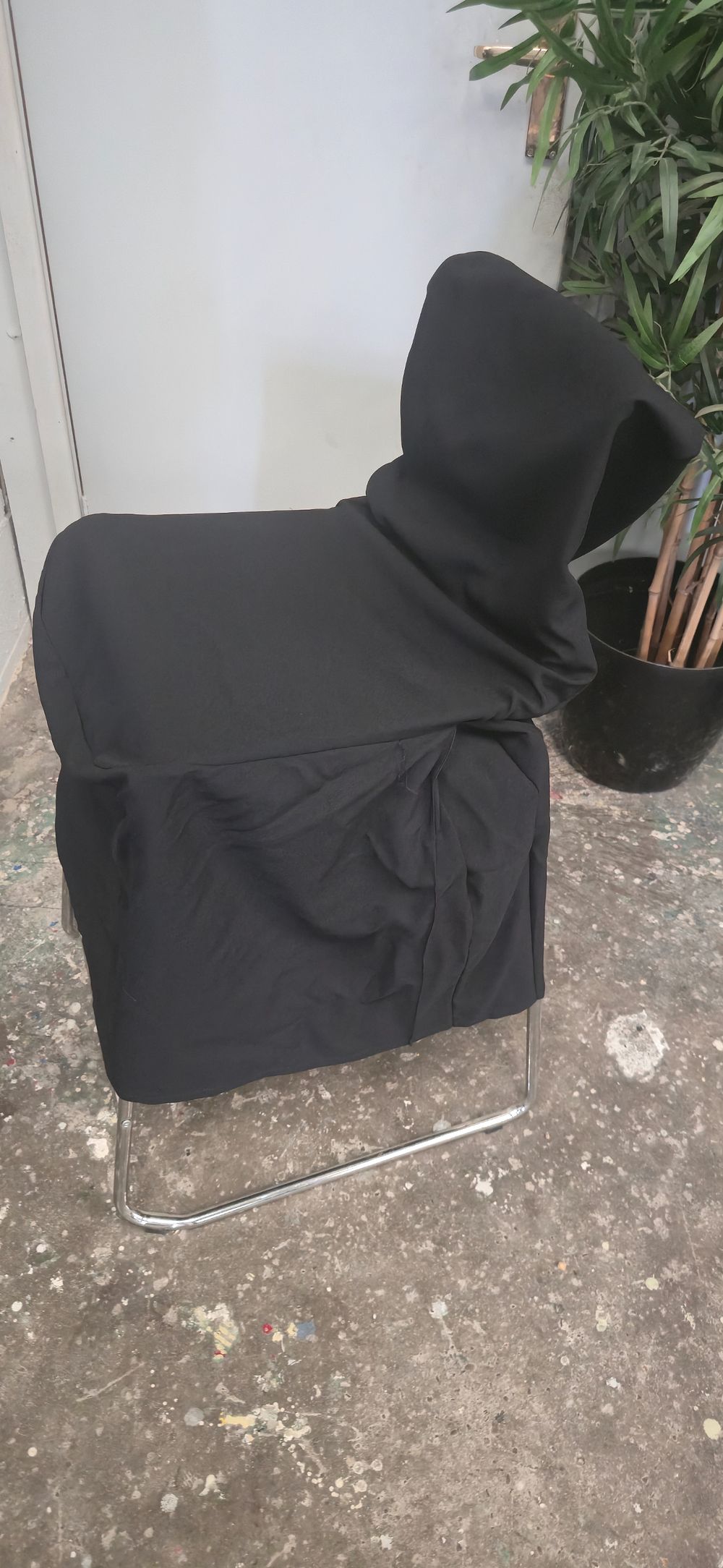 Lot 506: Box containing 25 black chair covers