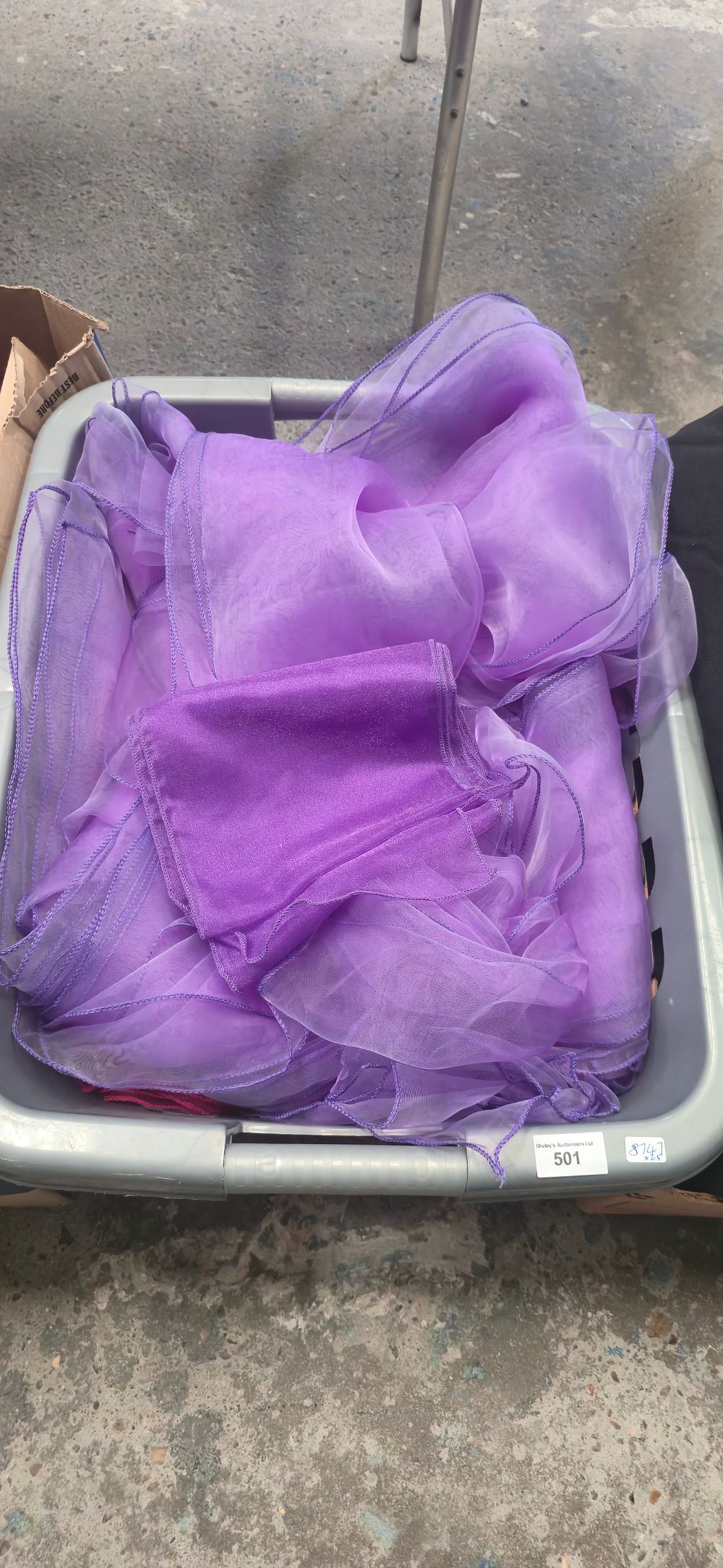 Lot 501: Box containing purple and fuchsia pink chair, tie...