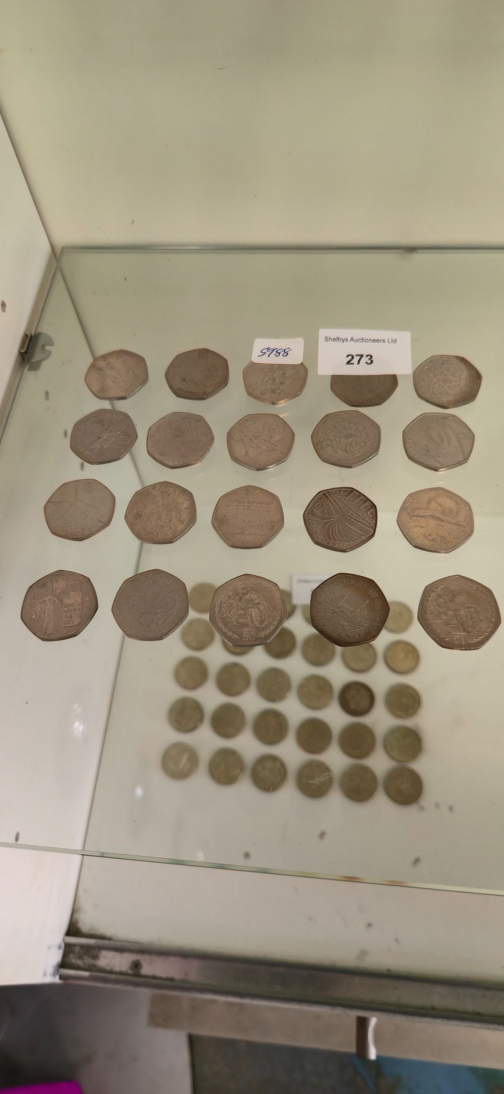 Lot 273: 20 various collectors, 50p coins