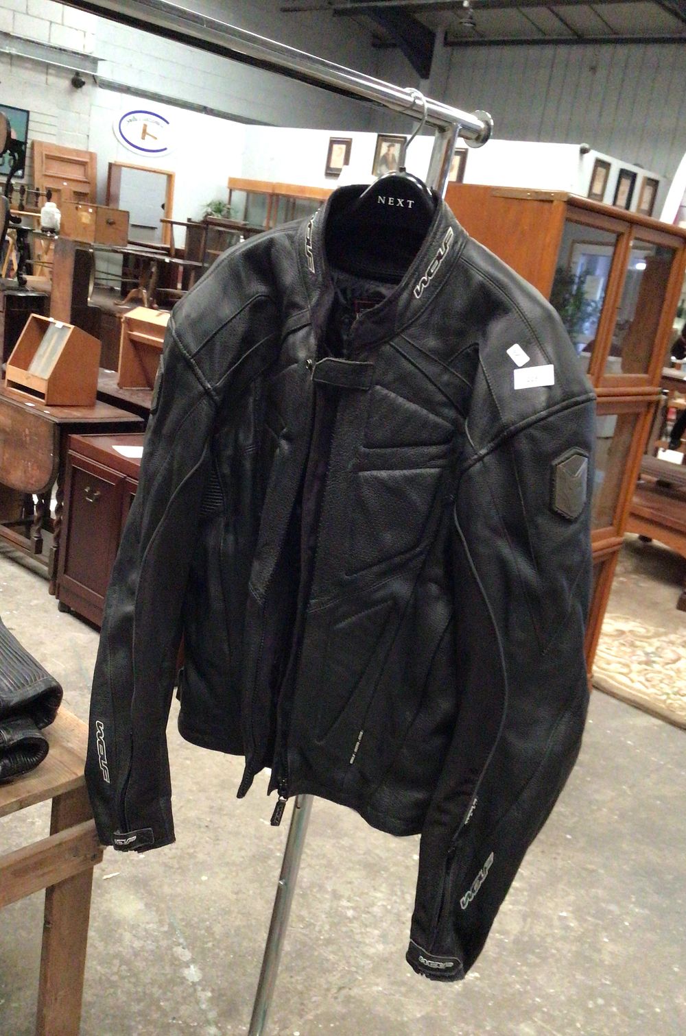 Lot 225: Wolf Black Leather Motorcycle Jacket, UK Size 50