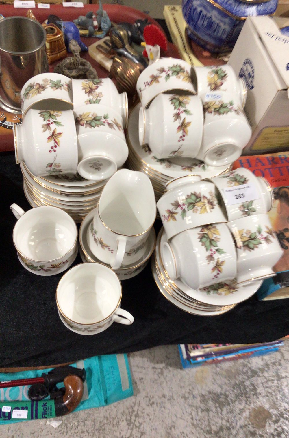 Lot 263: Royal Standard 'Lyndale' Bone China Tea Ware