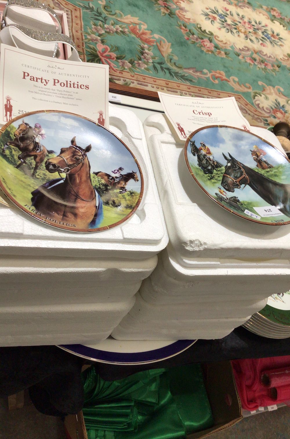 Lot 274: Royal Worcester Danbury Mint Great Racehorses Collection Plates
