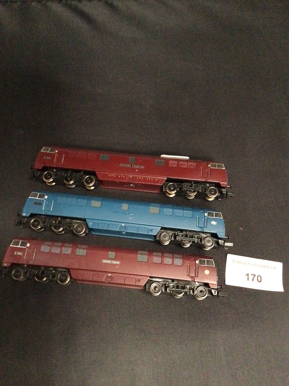 Lot 170: 3 Graham farish N gauge westerns 1 blue 2 maroon