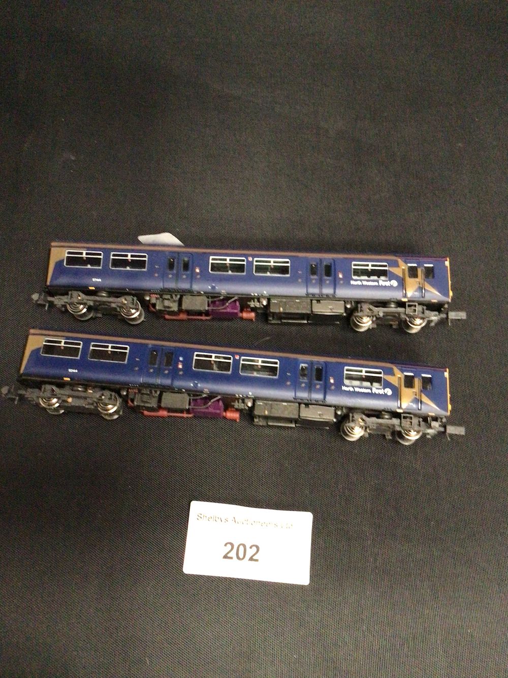 Lot 202: 1 Bachmann N gauge class 150 in north western livery
