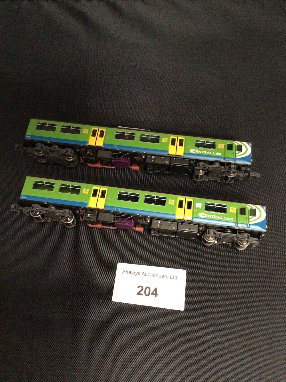 Lot 204: 1 Bachman N Gauge class 150 in cenral trains livery