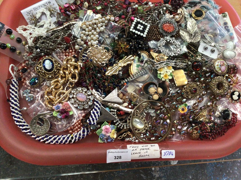 Lot 328: Tray containing large amount of costume jewellery, ware items