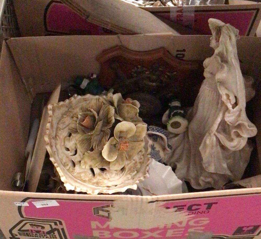 Lot 352: A Box Lot of Assorted Decorative Collectables