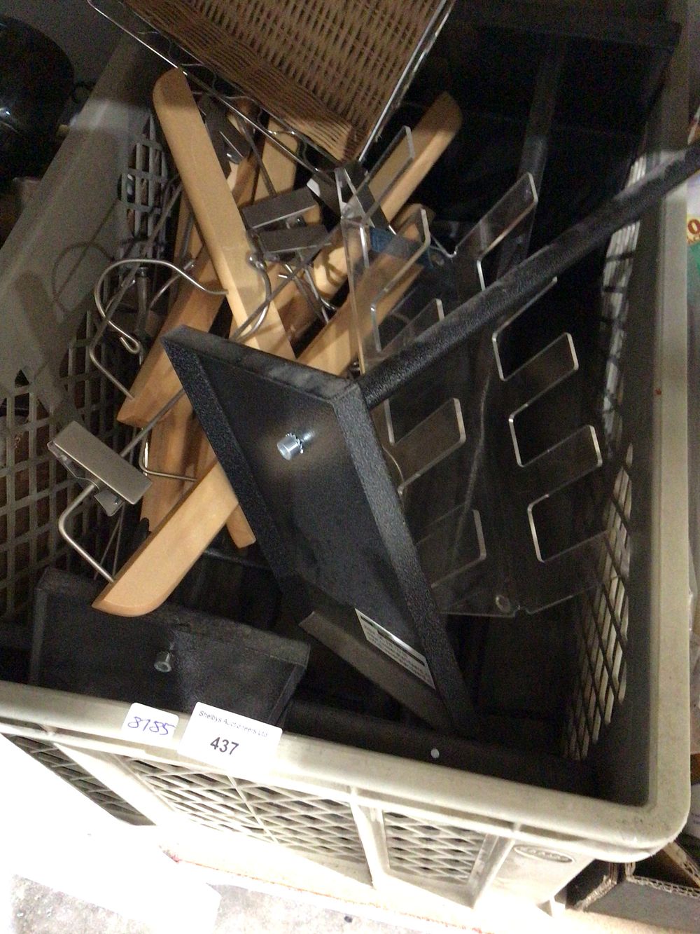 Lot 358: Box containing various metal display stands