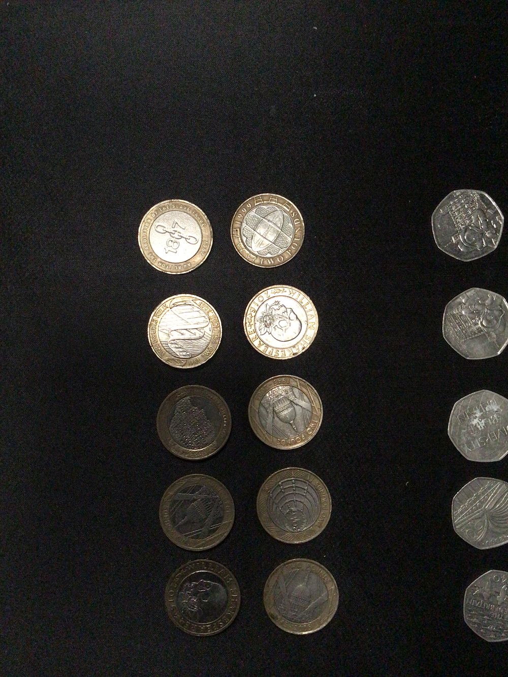 Lot 203: A Group of Ten British Commemorative £2 coins