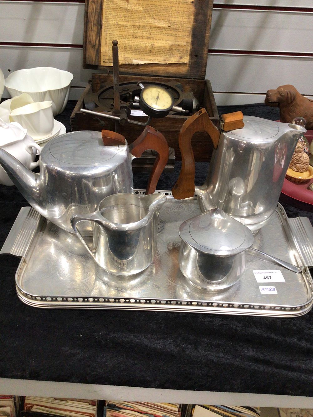 Lot 286: Vintage picquot ware tea service set