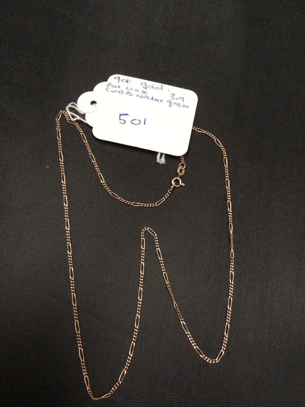 Lot 237: 9ct Yellow Gold Flat Link Curb Chain Necklace