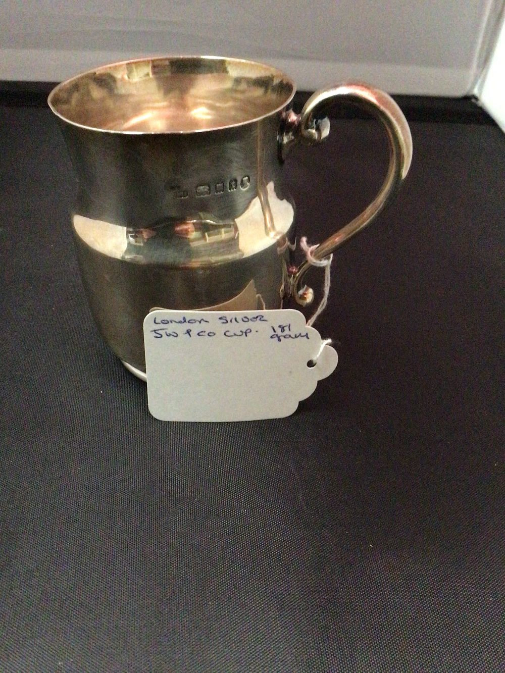 Lot 253: A London Sterling Silver Cup
