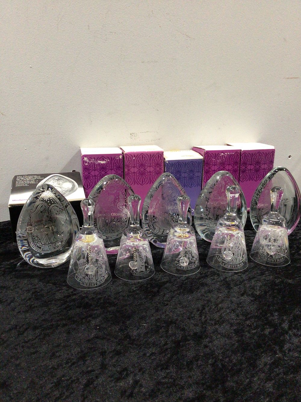 Lot 154: A Collection of Wedgwood Etched Glass or Crystal Christmas Bells and Plaques, Late 20th Century