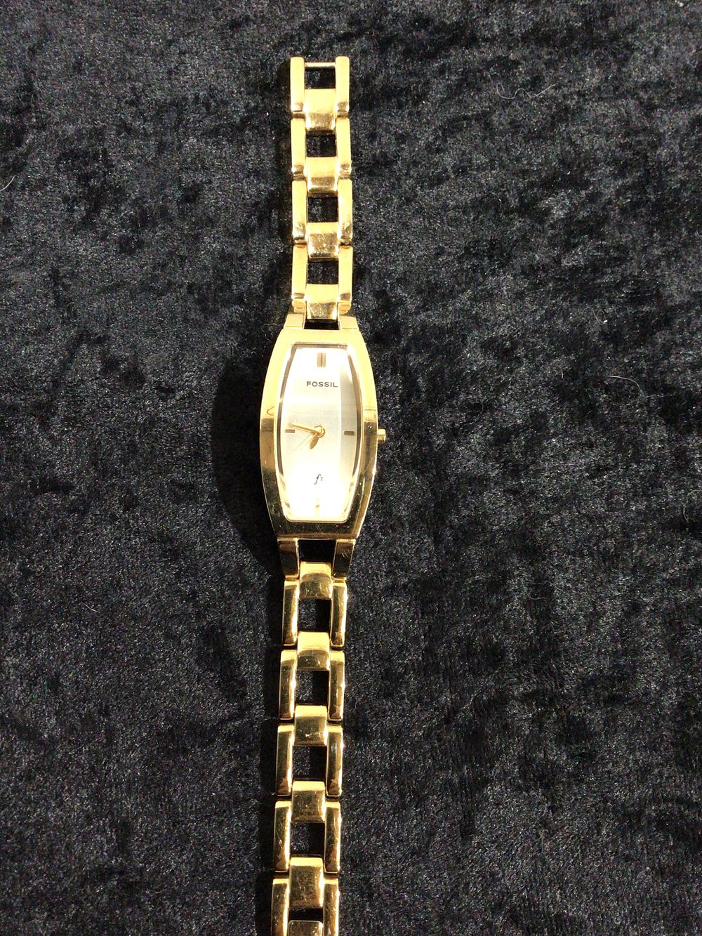 Lot 265: Fossil F2 ES-9172 Ladies Gold-Tone Stainless Steel Watch