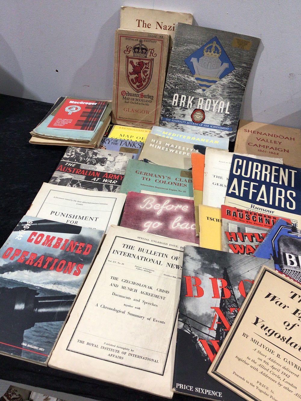 Lot 323: A Collection of Approximately Two Dozen Vintage 20th Century History and Warfare Pamphlets and Periodicals