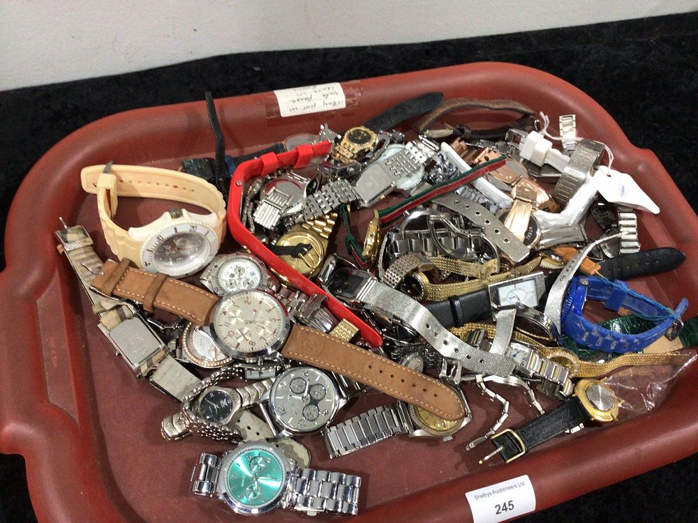 Lot 245: A Collection of Approximately 50 Modern Ladies and Gents Wristwatches