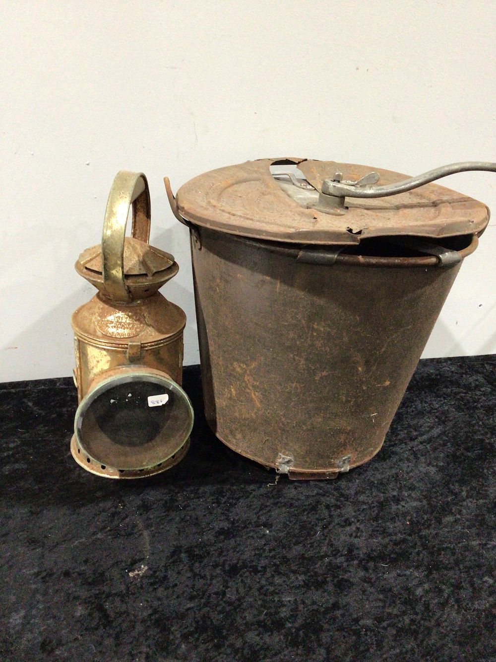 Lot 267: A Landers, Frary & Clark Universal No. 8 Bread Maker and a Prentice 1917 Lantern