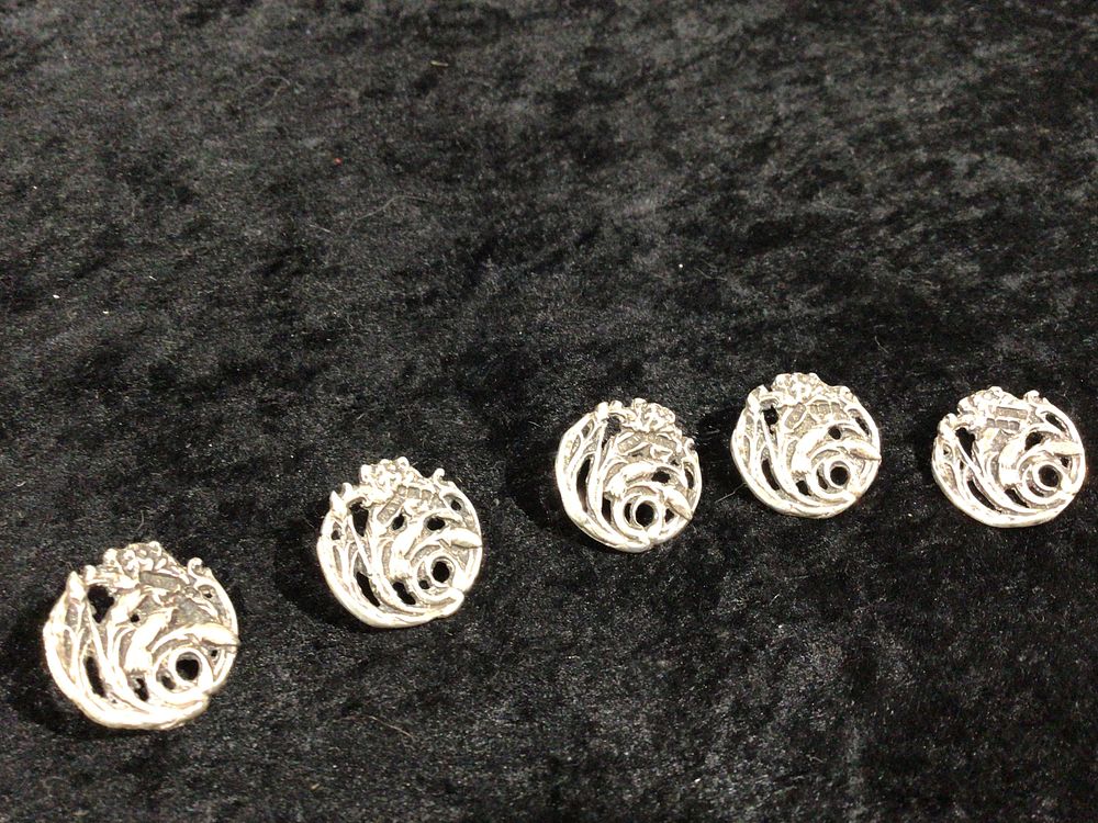 Lot 380: A Set of Five Antique Art Nouveau Silver Buttons